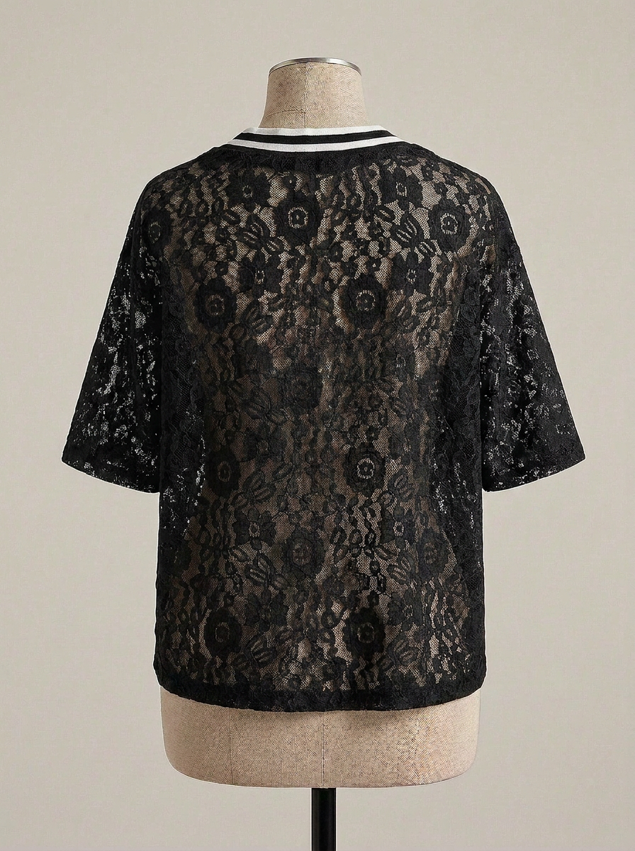 ETICRUE LACE 99 OVERSIZED TOP